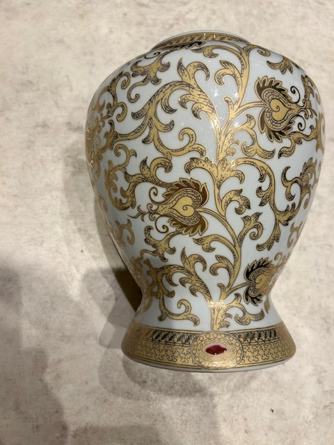 Decorative Porcelain Vase – Hand-Gilded with Jewel Motifs - Meubles Monaco