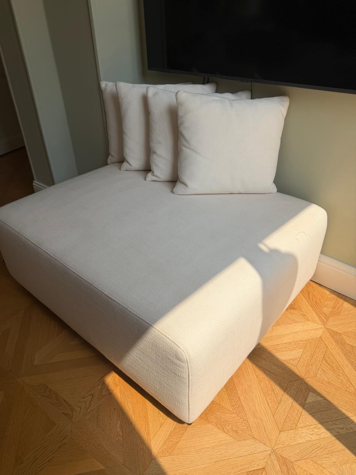 Eichholtz Clifford Ottoman in Avalon White