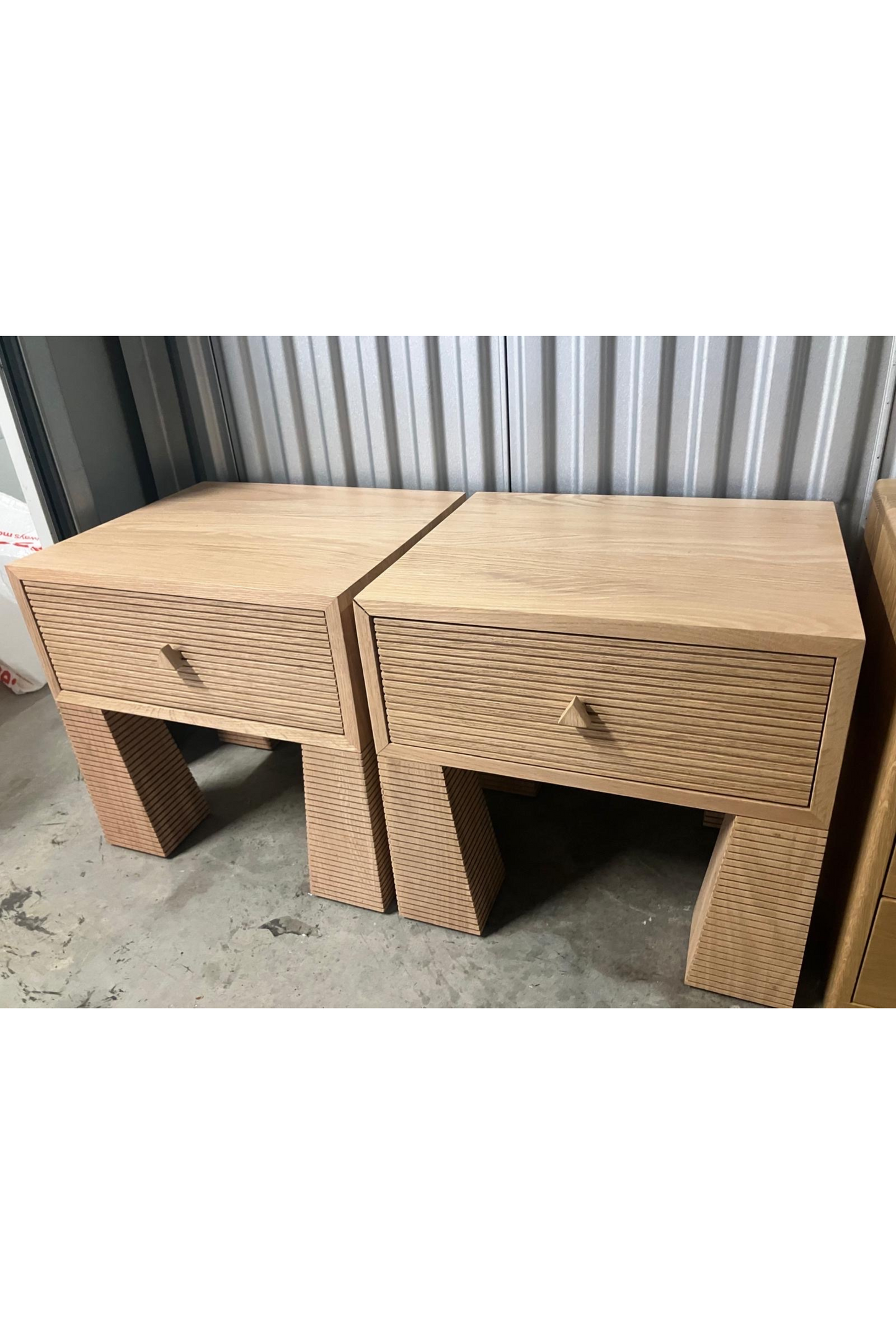Coppia di lampade da tavolo in vetro Roche Bobois con paralumi – Prezzo richiesto dal venditore: € 450 ciascuna