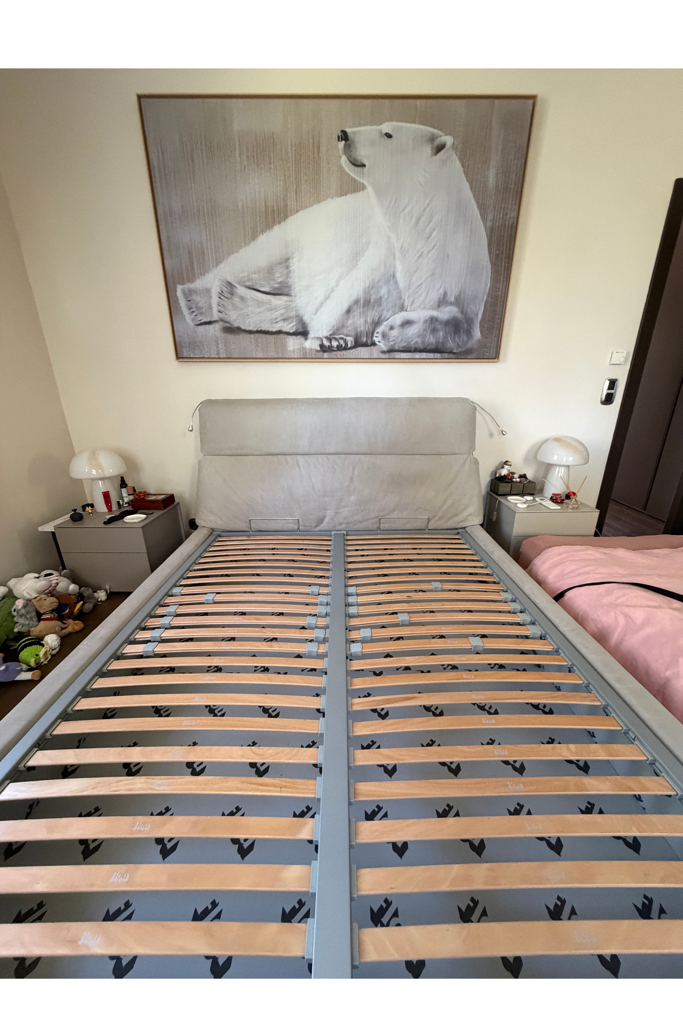 Italian designer Flou Gentleman bed by Carlo Colombo with storage drawers, 160x200cm, featuring sleek modern design
