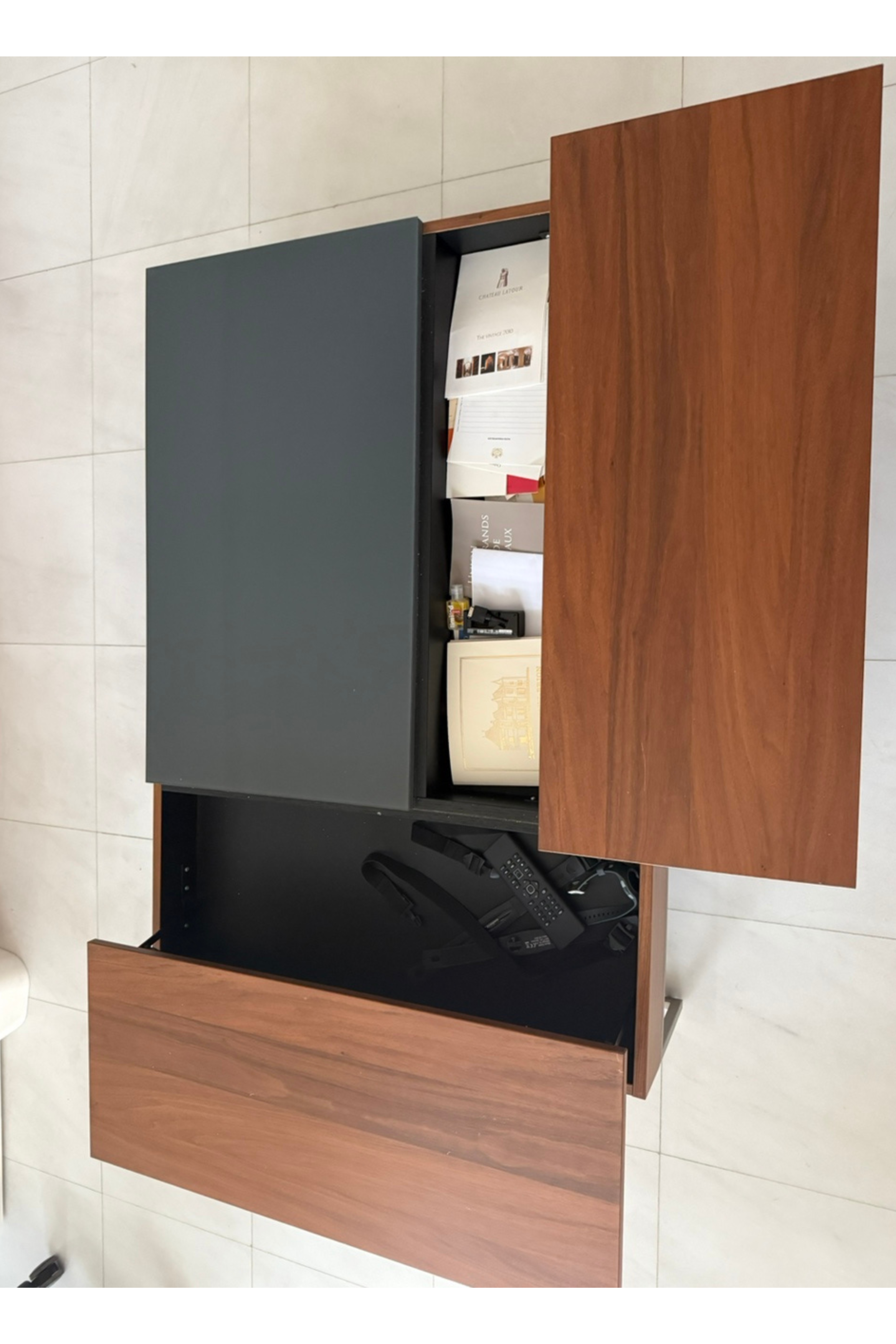 BoConcept Occa Coffee Table with Hidden Storage - REDUCED - Meubles Monaco