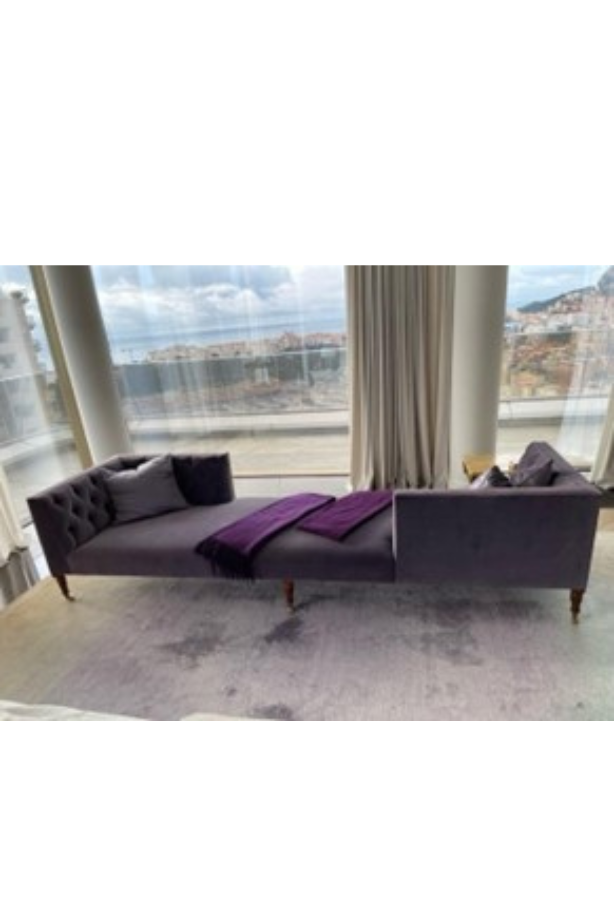 Casa Armani purple velvet lounge sofa - Meubles Monaco