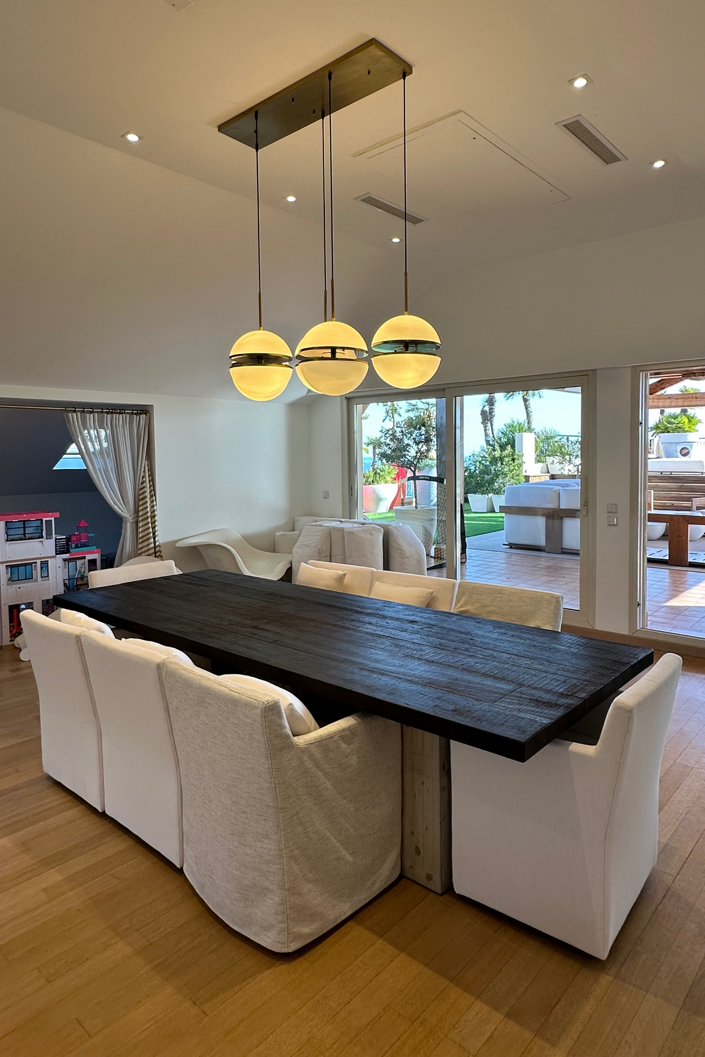 Dining Table and Chairs From Restoration Hardware