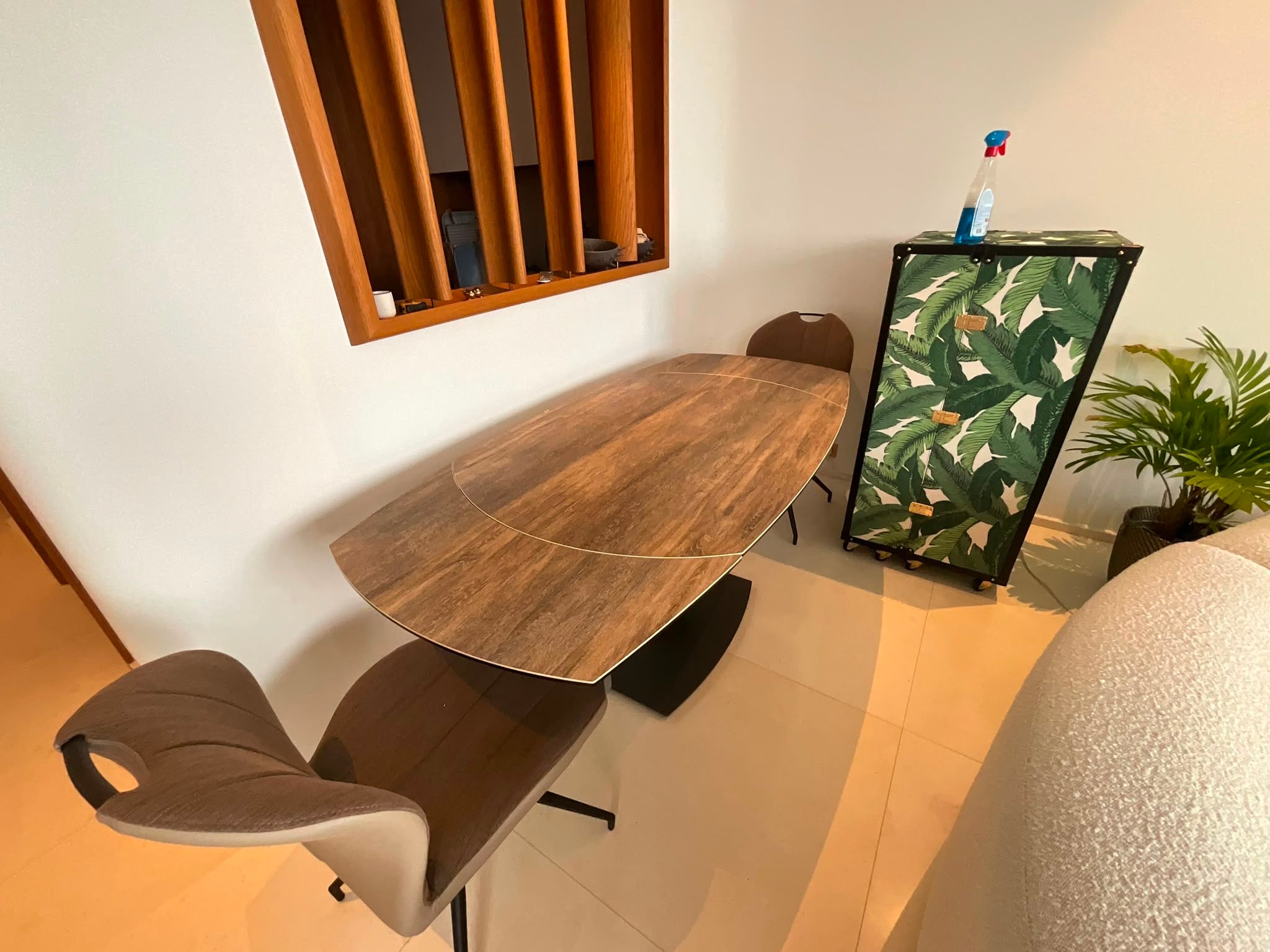 Extendable Contemporary Dining Table with Two Chairs