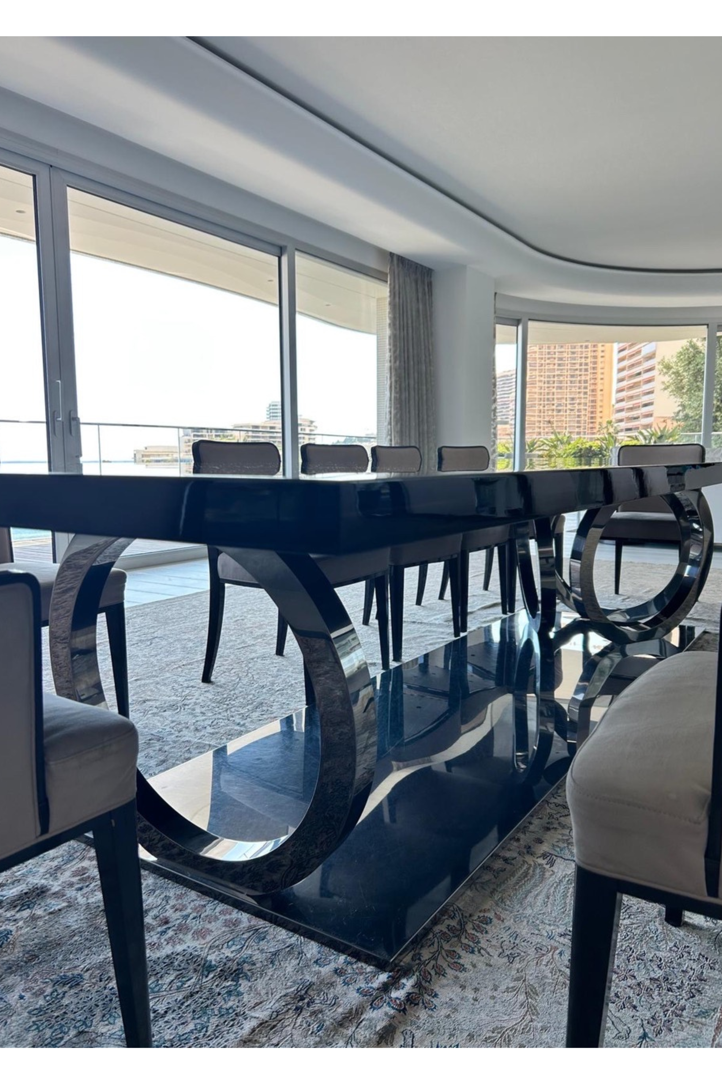 FENDI Ebony Lacquered Dining Table - Meubles Monaco