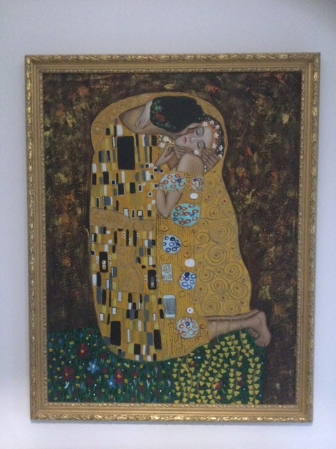 Gustav Klimt’s The Kiss – Framed High-Quality Replica