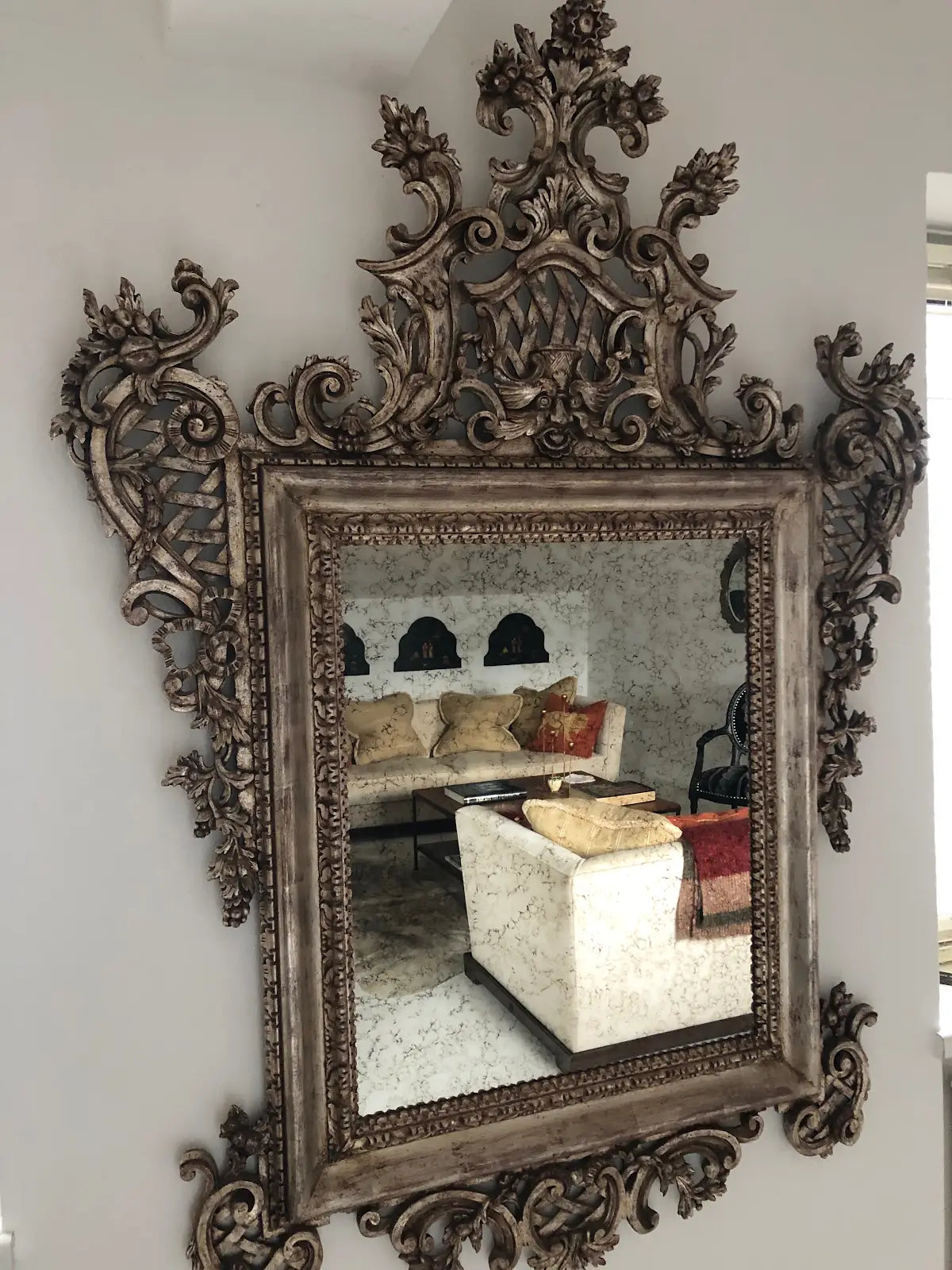 Ghyslaine de Freijo Hand-Carved Mirror in Patinated Real Silver – 170 × 125 cm