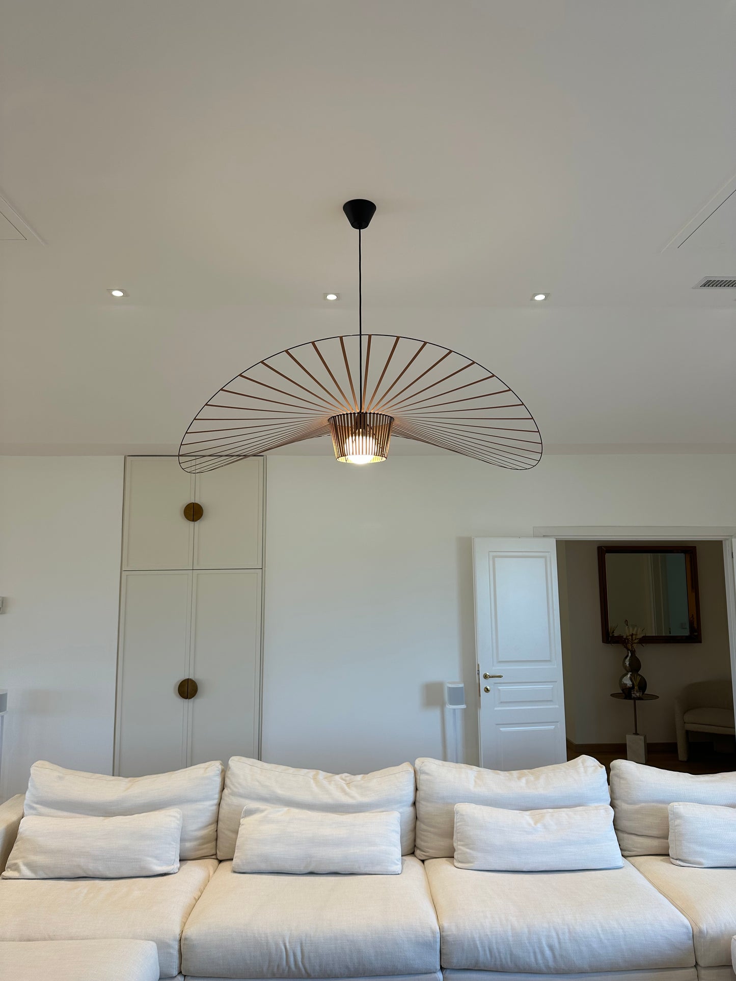 Canapé modulaire en quincaillerie de restauration blanche