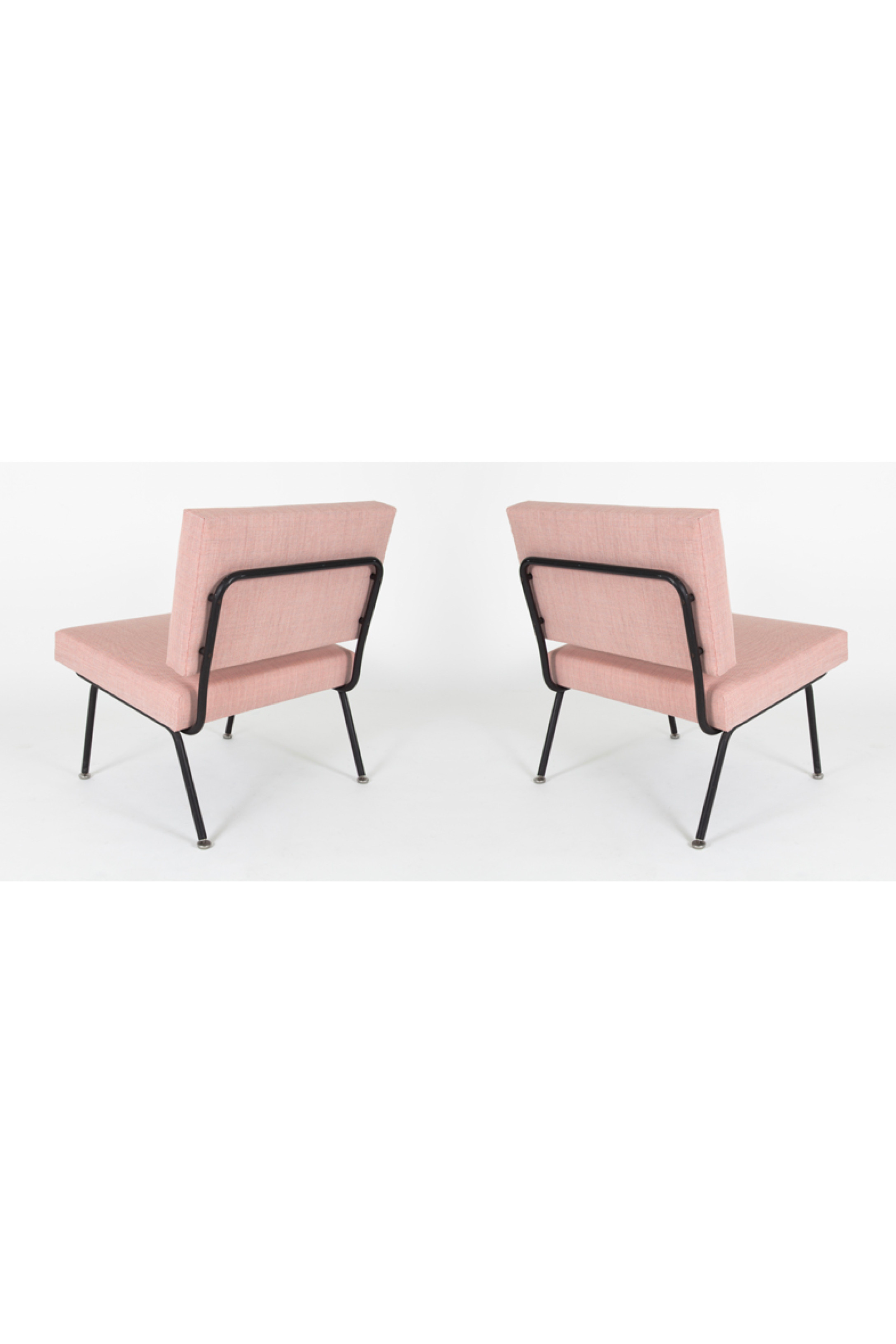 Pair of Florence Knoll Low Chairs (c.1954–1968) - Meubles Monaco