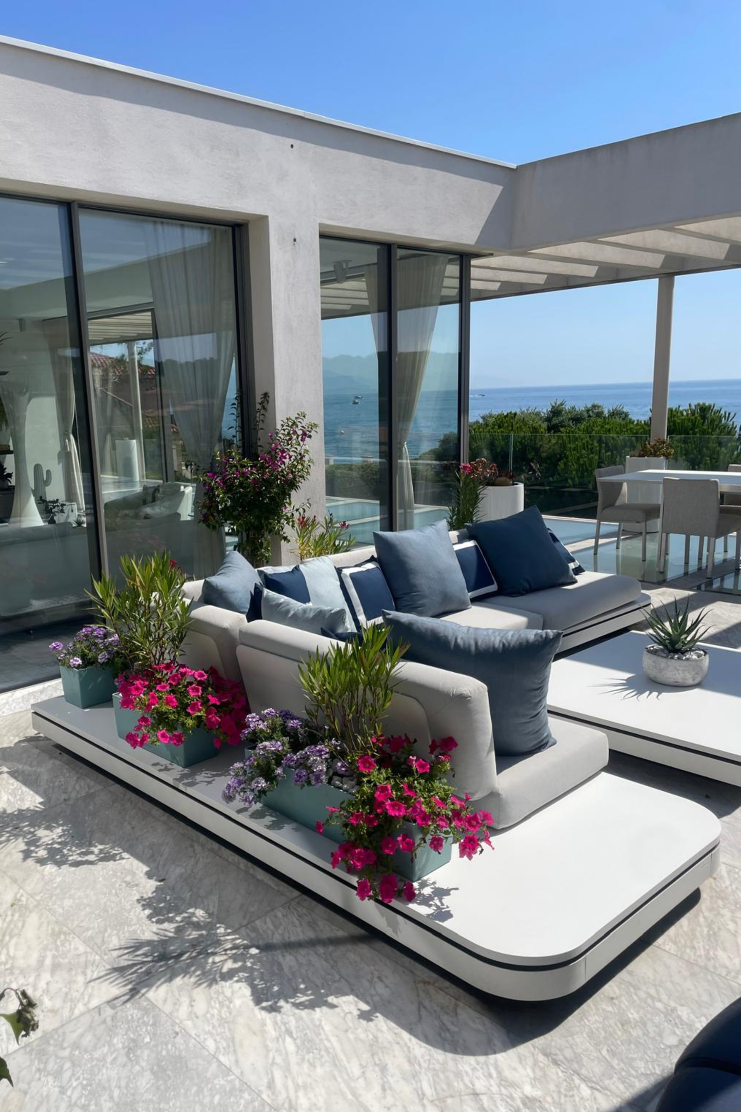 Luxury Outdoor L-Shape Sofa & Coffee Table Set | Custom Design