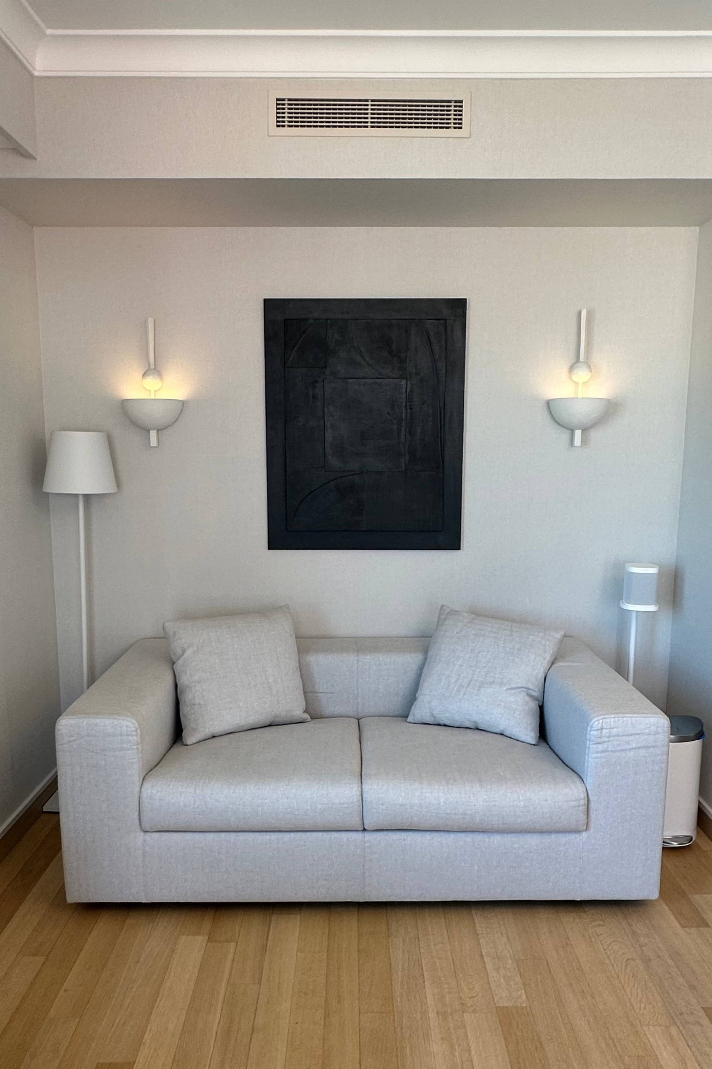 Custom Sofa Bed - Meubles Monaco