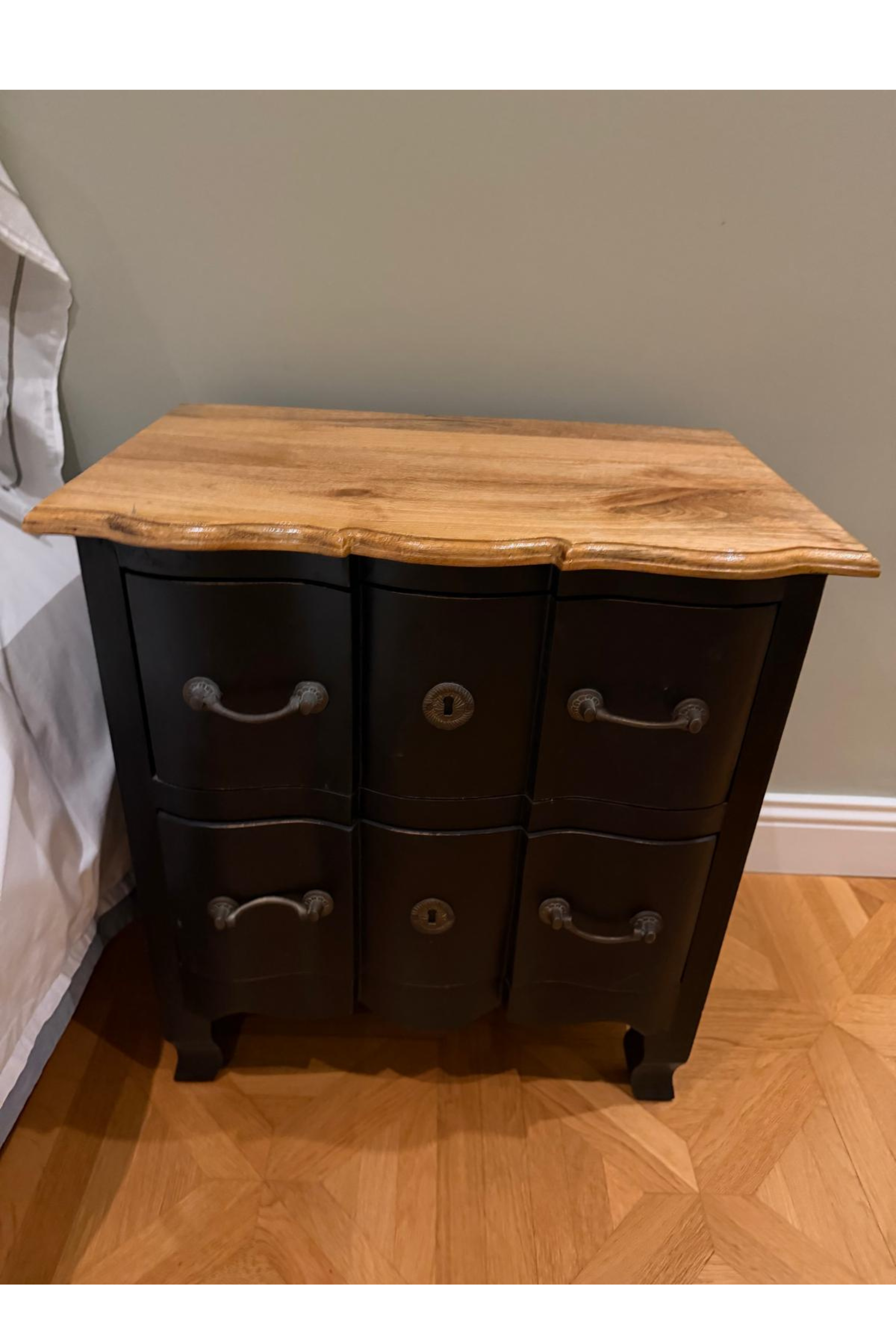 Rustic Two-Tone Bedside Table with Six Drawers