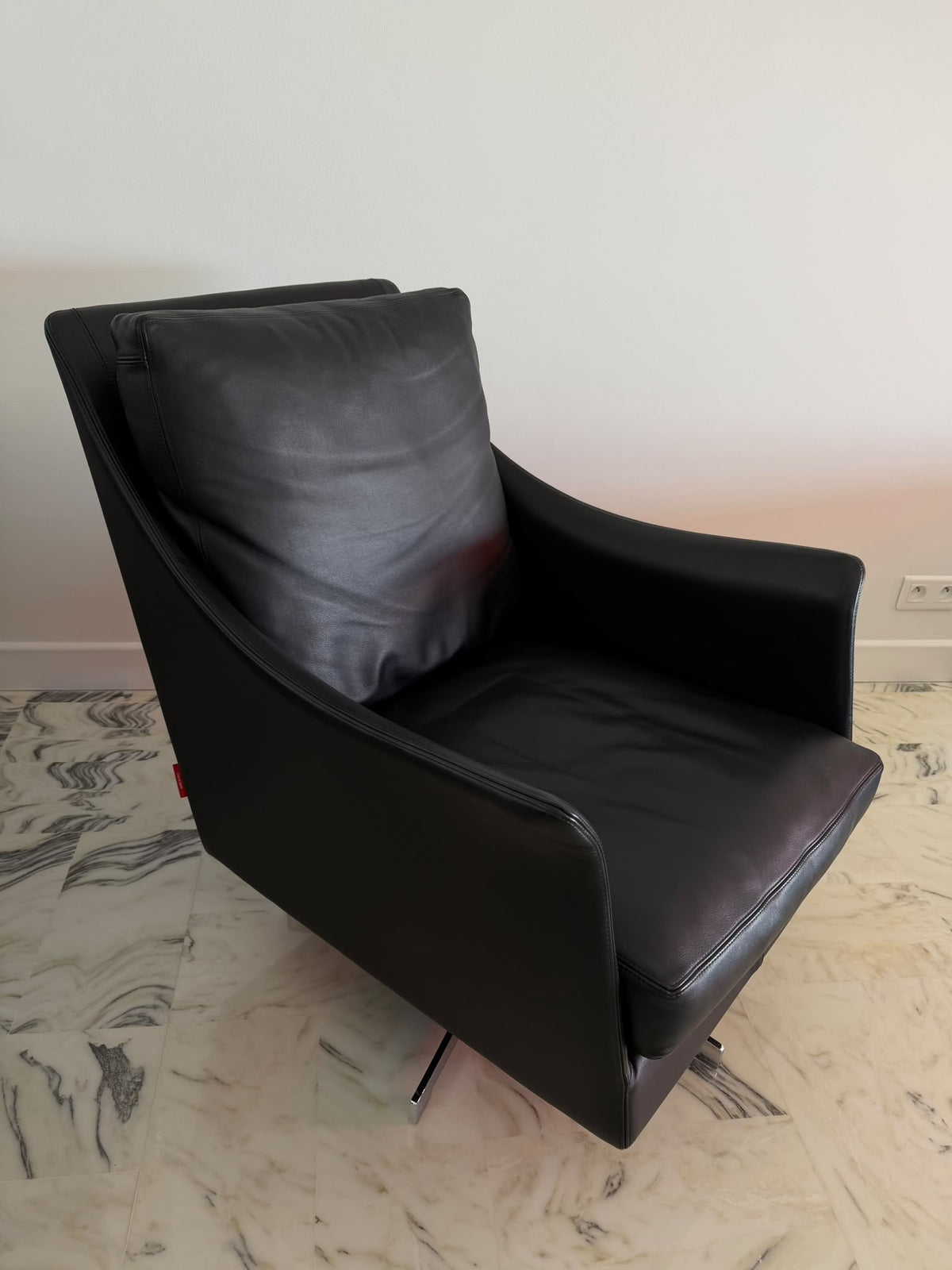Pair of Flexform Boss Black Leather Swivel Armchairs
