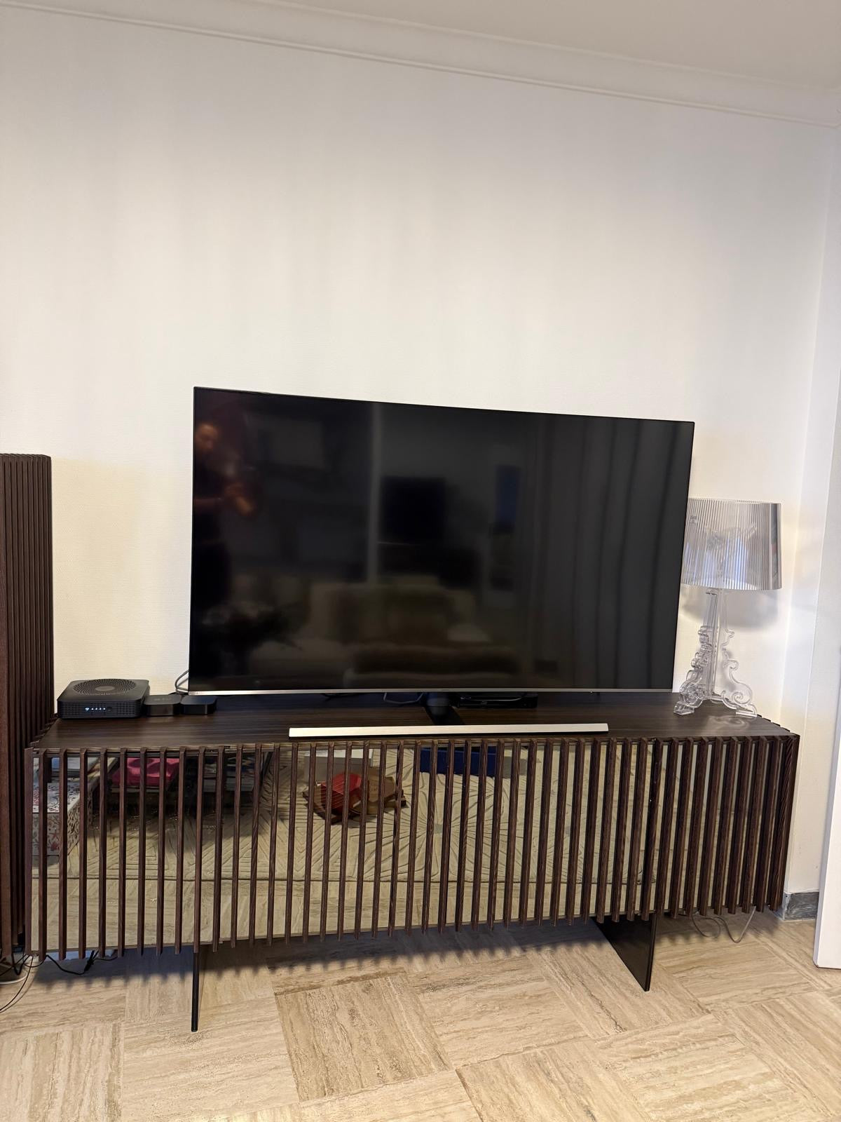 Second hand roche bobis side board for sale monaco south of france