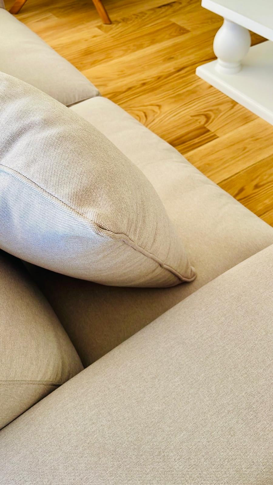 Secret du Sud Sofa in Taupe