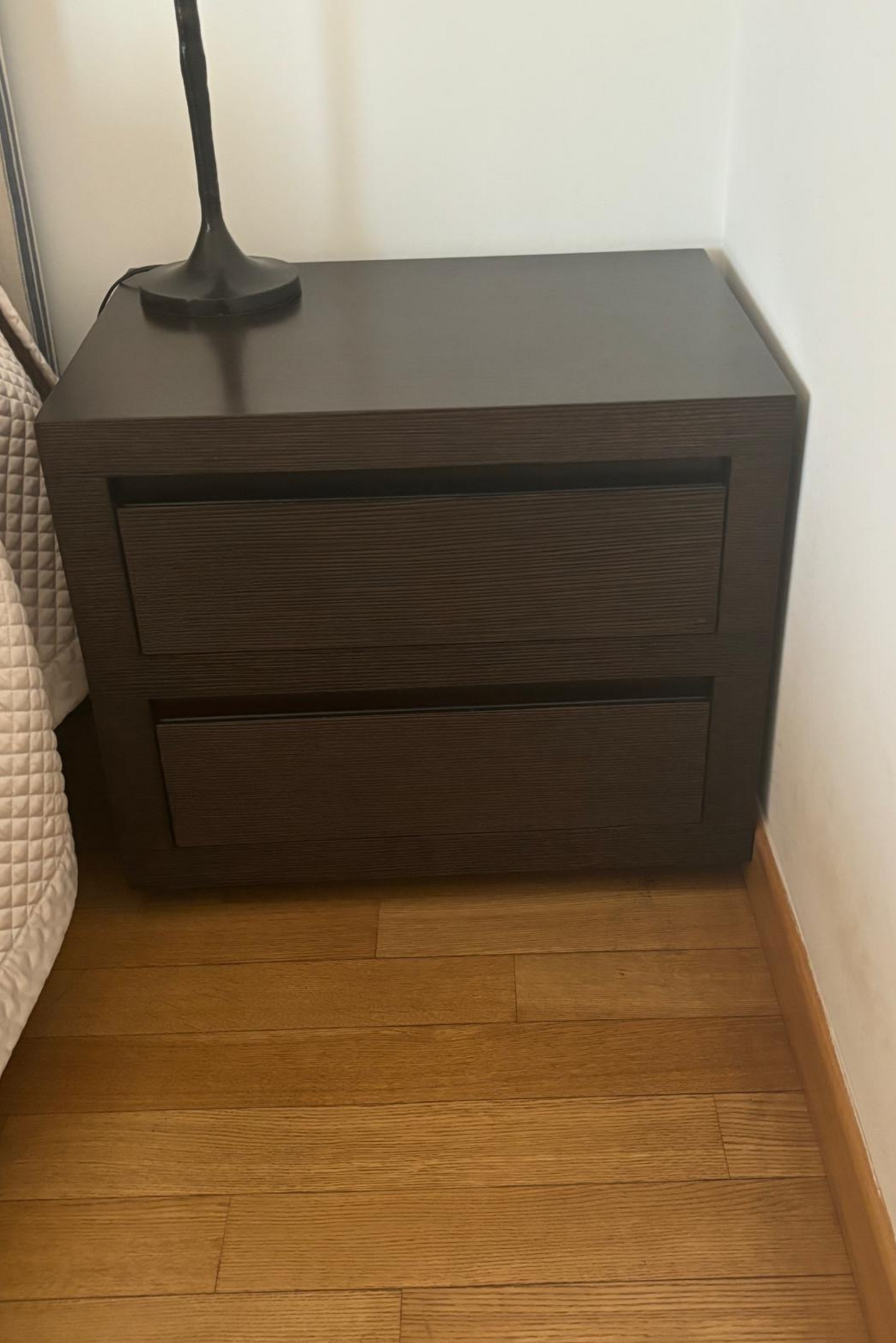 Pair of Stylish &amp; Functional Bedside Drawer Units – Seller Asking €450