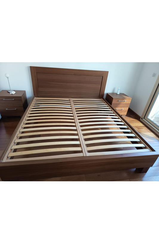 BoConcept Lugano King Size Bed (180x200cm) with Simba Hybrid Mattress & Topper