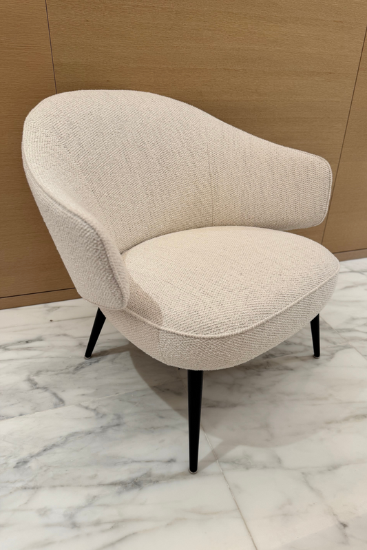 BoConcept Charlotte Armchair – White Fabric