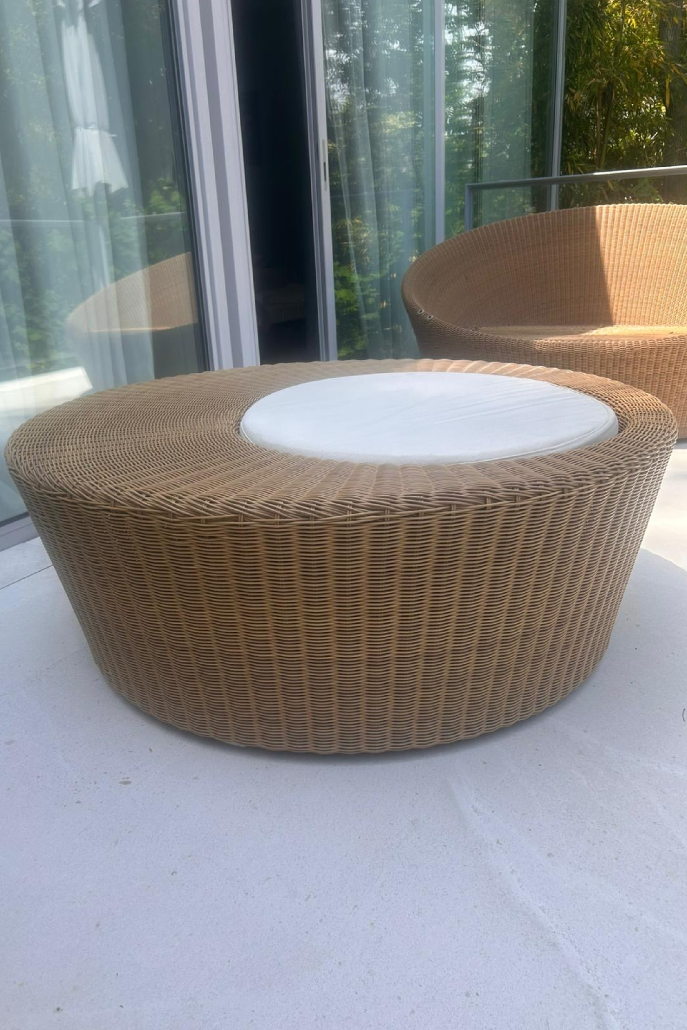 Dedon Love Seat x 2 and Canape - Meubles Monaco