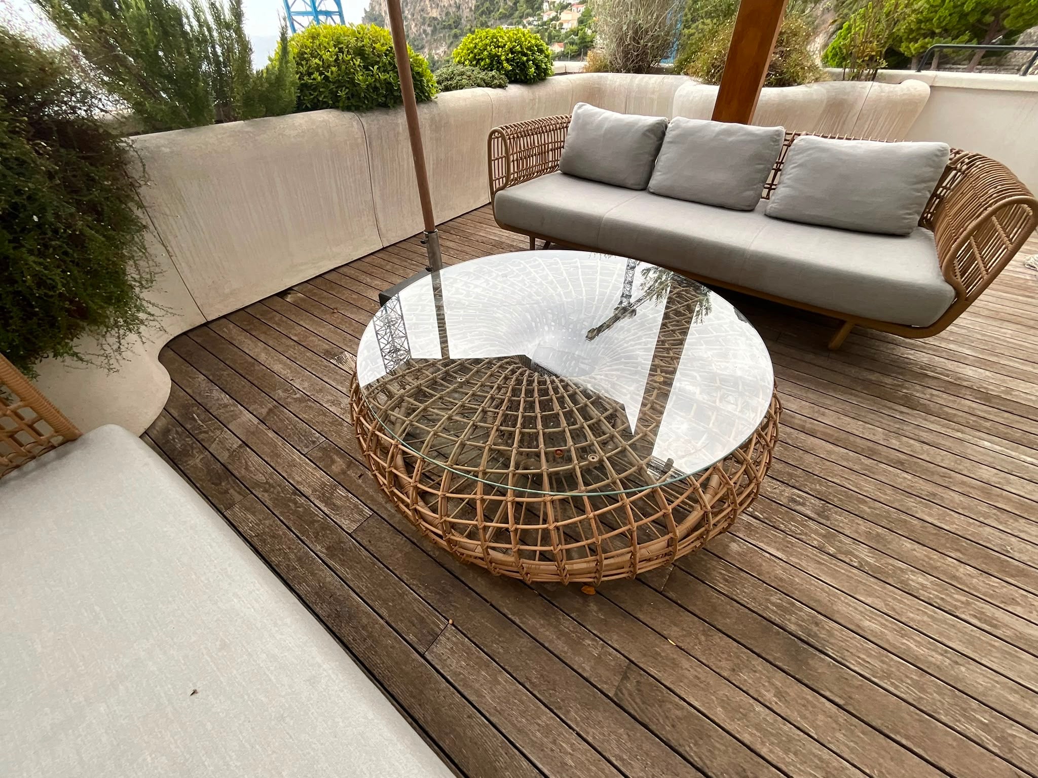 Nest Round Woven Outdoor Coffee Table
