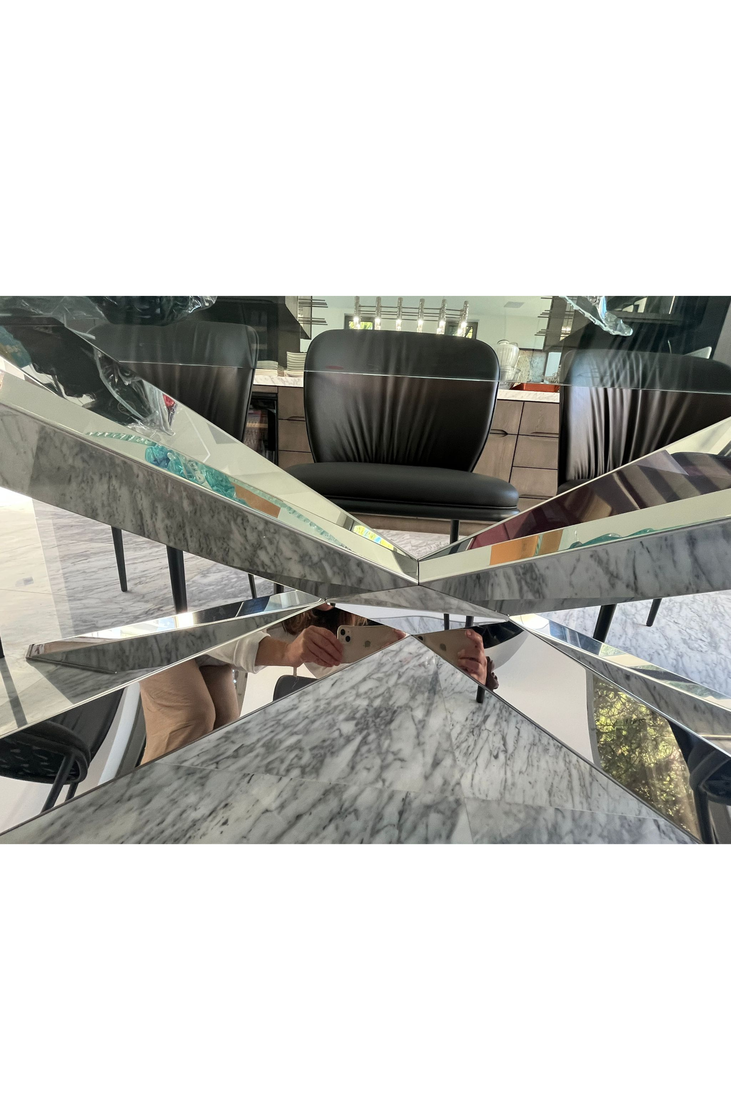 Glass Dining Table – Contemporary Rectangular Design (240 × 119 cm)