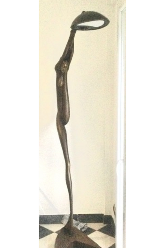 Lampadaire exceptionnel en bronze – Ballerine « Tersicore »