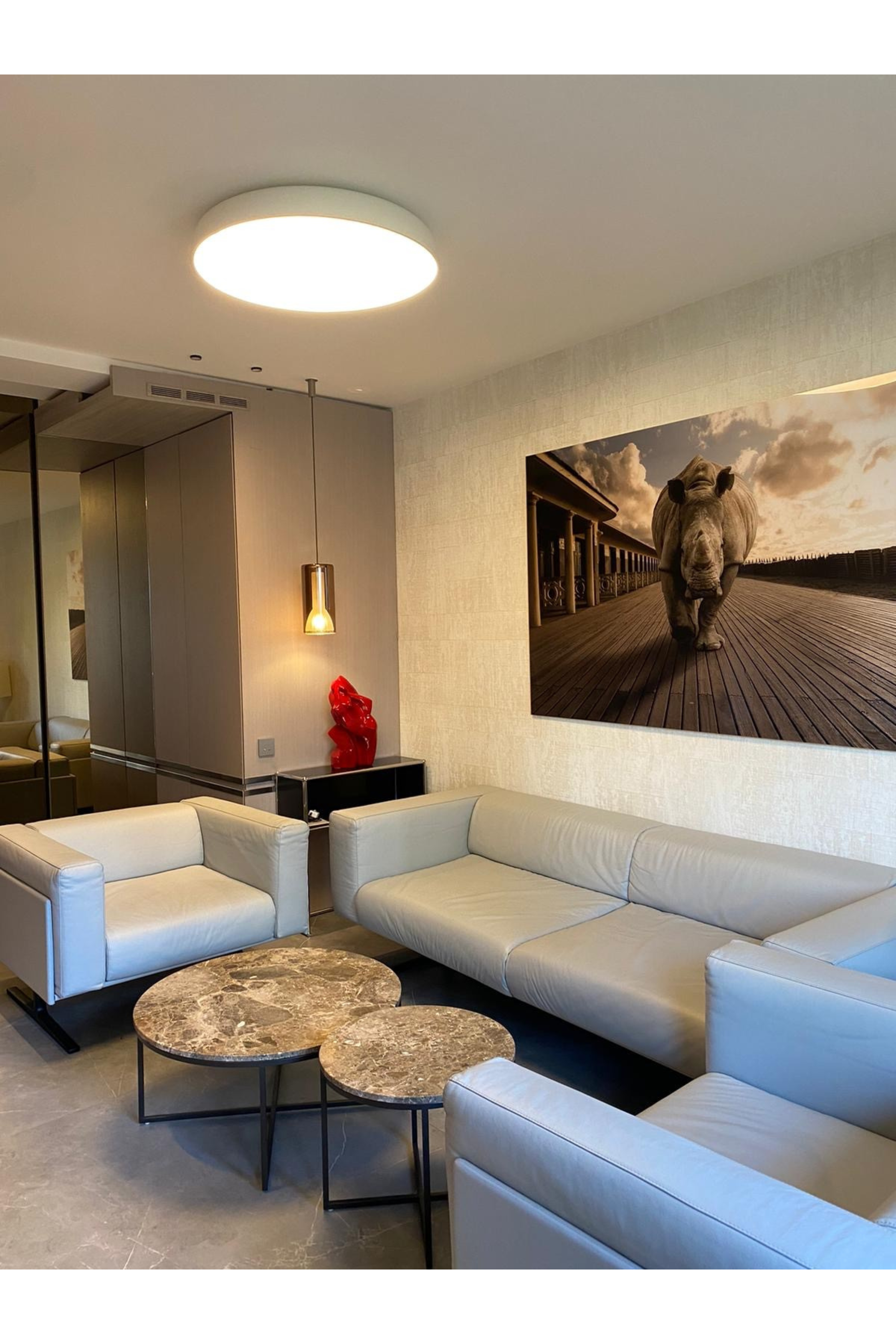 Leather Sofa + 2 Matching Armchairs - Meubles Monaco