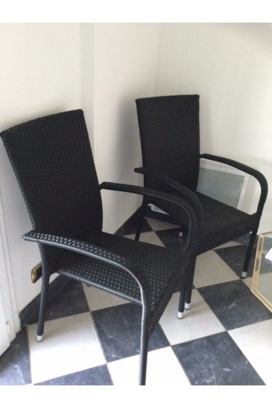 Elegant Outdoor Chairs – Premium Wicker Design (Set of 2)