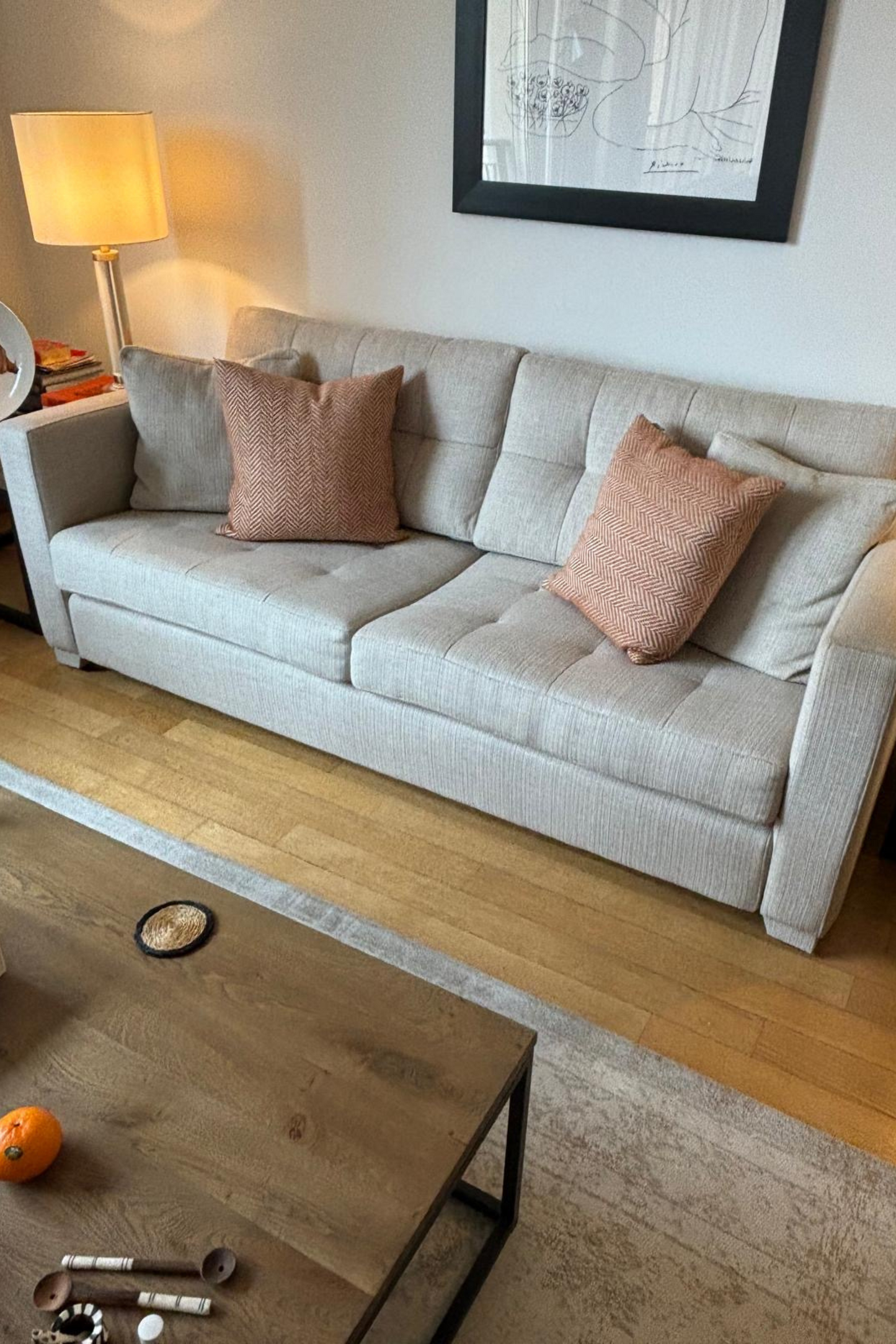 Quality second hand sofa for sale Monaco, nice, Antibes, Cannes