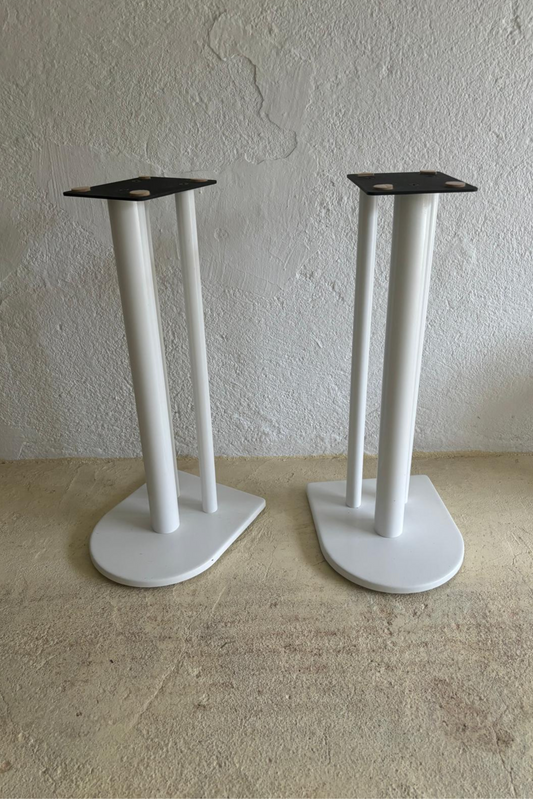 Pair of White Speaker Stands (65cm) – Seller Asking €125