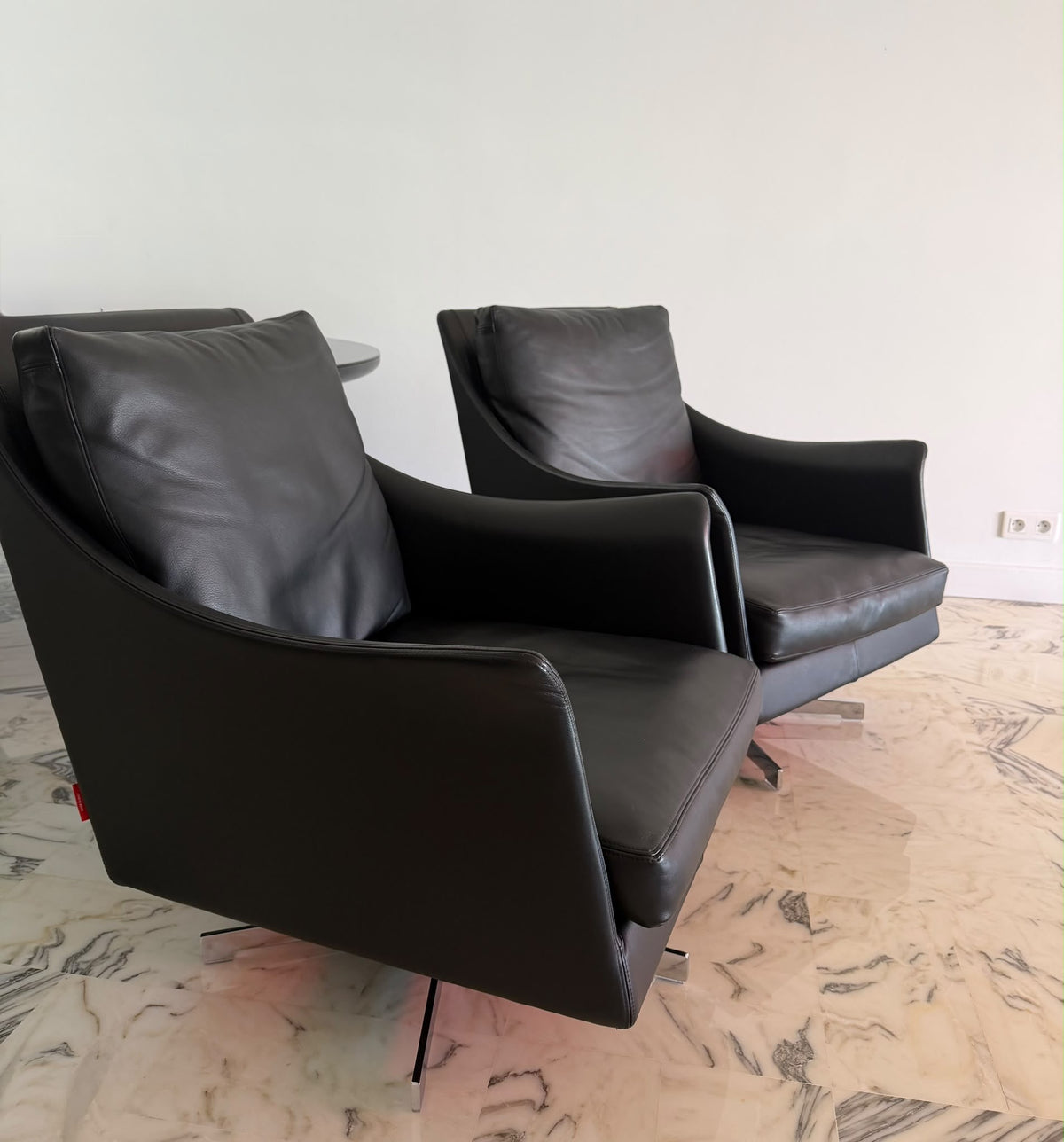 Pair of Flexform Boss Black Leather Swivel Armchairs