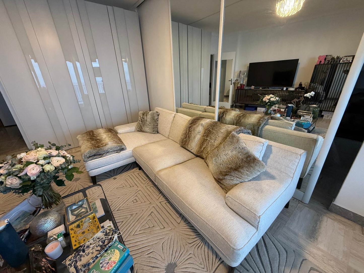 Second hand furniture for sale monaco