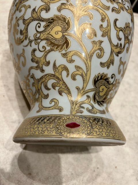 Decorative Porcelain Vase – Hand-Gilded with Jewel Motifs - Meubles Monaco
