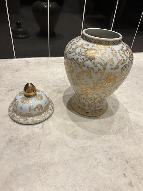 Decorative Porcelain Vase – Hand-Gilded with Jewel Motifs - Meubles Monaco