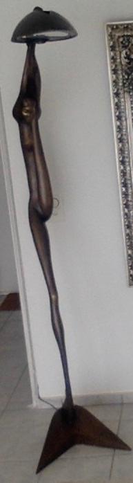 Exceptional Bronze Floor Lamp – "Tersicore" Ballerina - Meubles Monaco